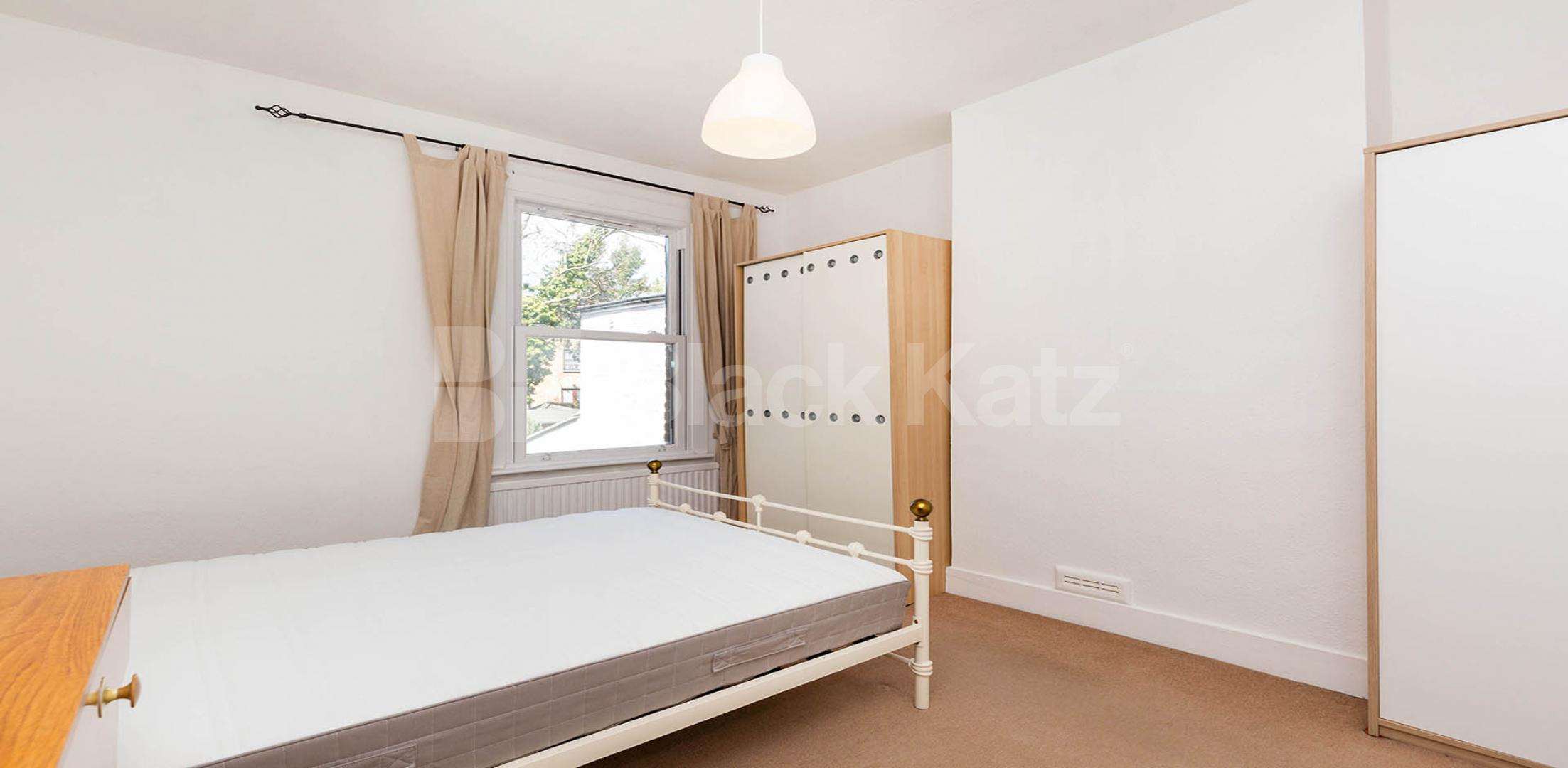 			NEW INSTRUCTION!, 1 Bedroom, 1 bath, 1 reception Flat			 Effingham Road, HARINGEY LADDER